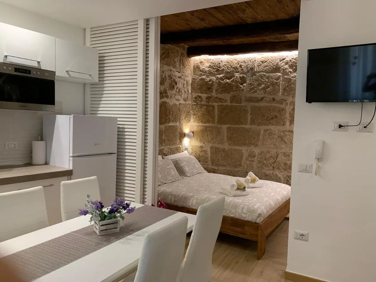 Maison Cavour Alghero Apartman