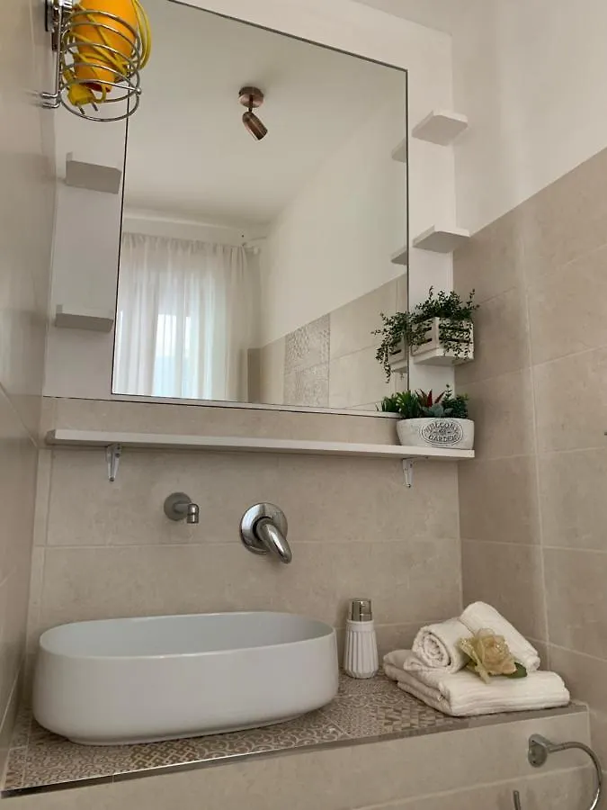 Maison Cavour Alghero Apartman